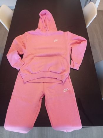 Ensemble Nike