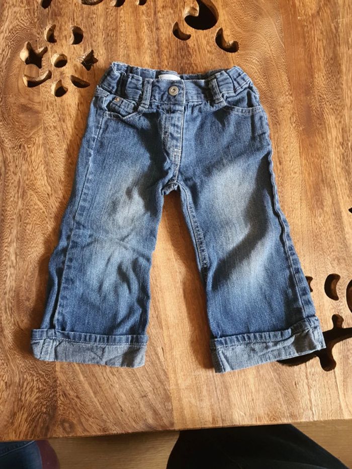 Jean droit, unisexe, 18 mois.