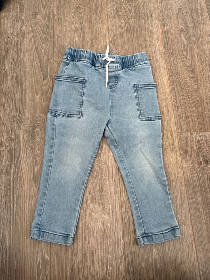 Jean élastique à la taille