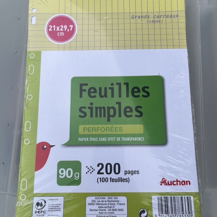 100 feuilles simples jaunes