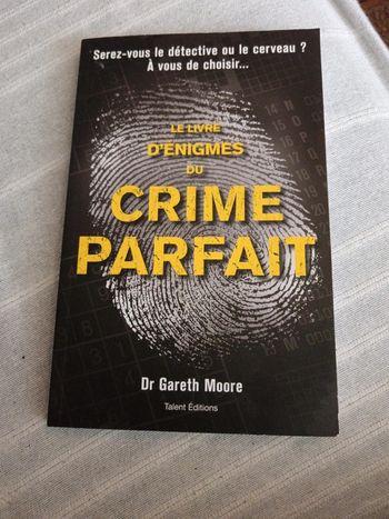 Livre d'énigmes neuf