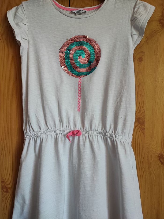 Robe blanche à sequins - photo numéro 2