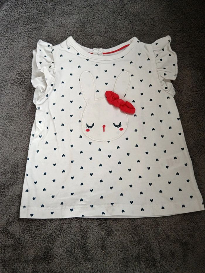 T-shirt C&A lapin