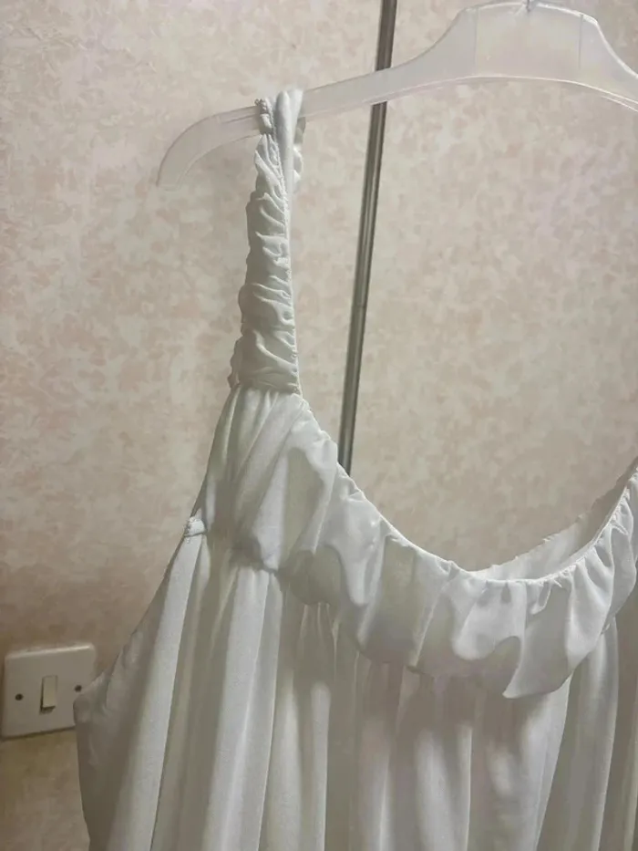Robe fluide taille 44 marque moding - photo numéro 2