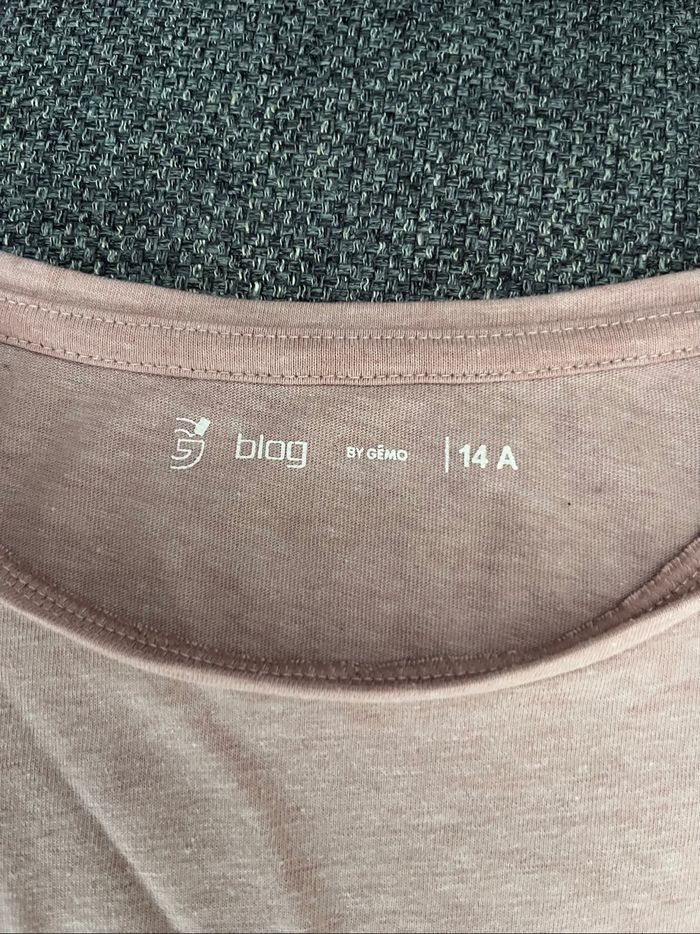 Tee-shirt taille 14 ans - photo numéro 2