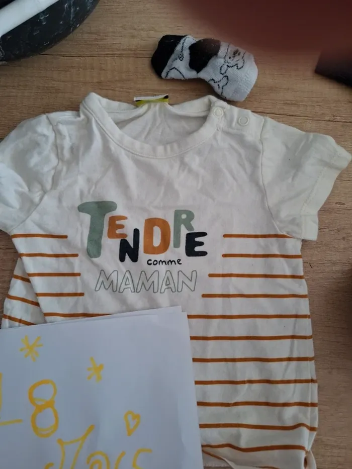 Tee shirt tape à l'œil - photo numéro 3
