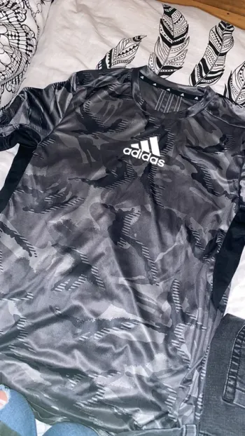 T shirt Adidas