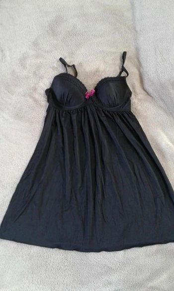 Nuisette noire taille 36