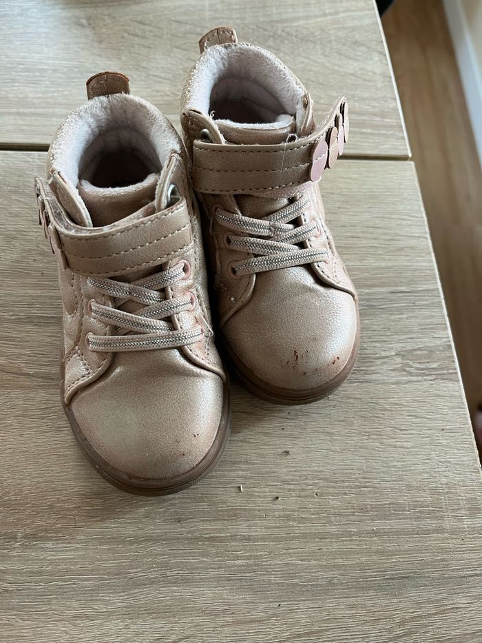 Bottine basket taille 22