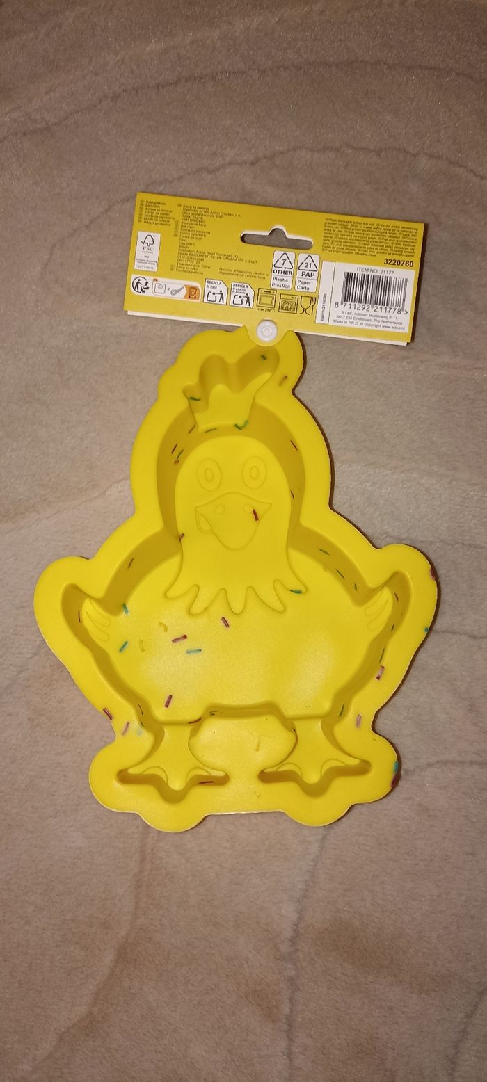 Moule a gâteau de pâque - photo numéro 2