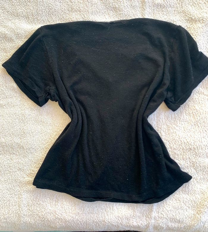 Haut noir manche courte / petit noeud à cœur / coquette cute core - photo numéro 2