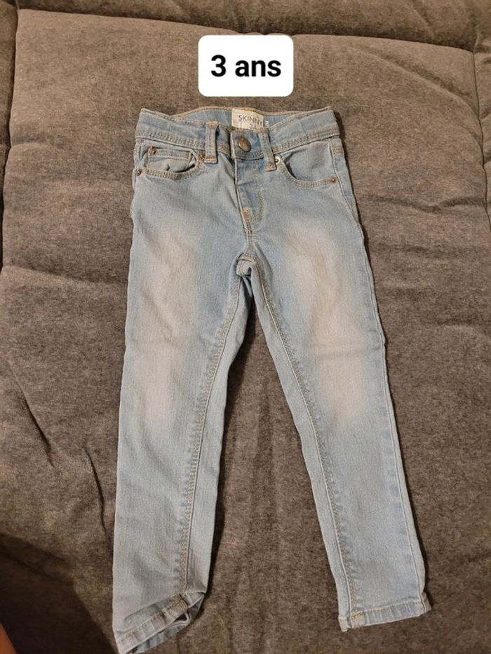 Jeans fille 3 ans