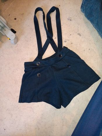 Short à bretelle habillé okaidi  10 ans pas de vinted go