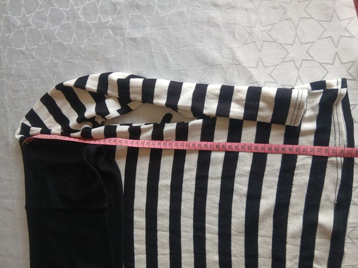 Pull a col roulé rayé noir et blanc M - photo numéro 3