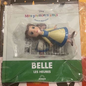 Livre Disney mes premiers amis sous Blister , inclus la figurine 
