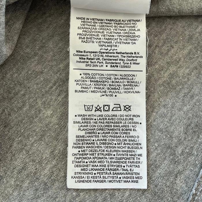 T.shirt gris manches courtes Nike pour enfant, taille L (147/158 cm = 11/13 ans) - photo numéro 6