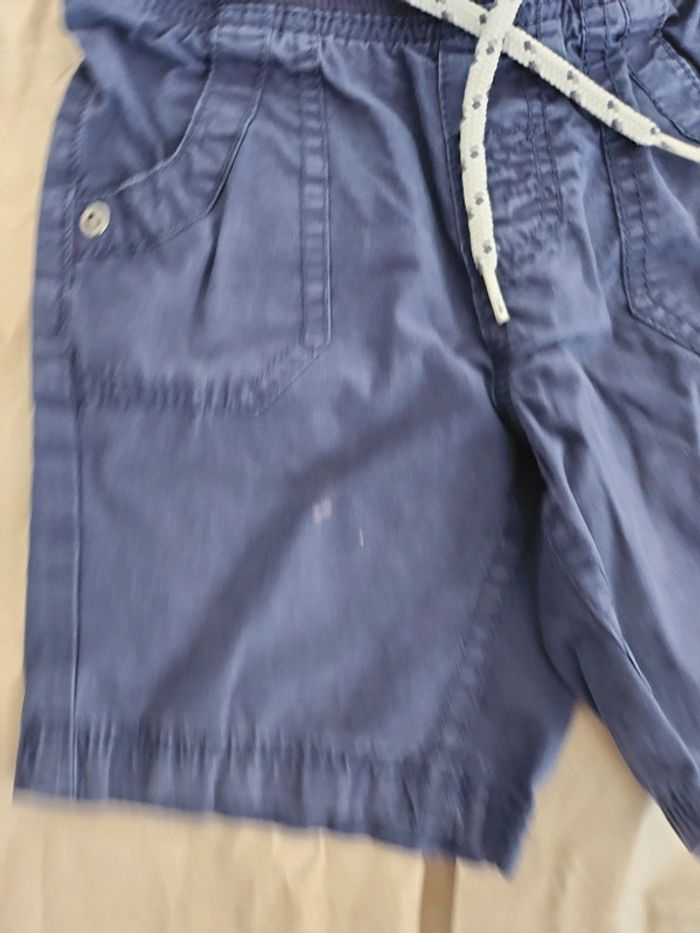 Lot 3 shorts 1 gilet - photo numéro 10