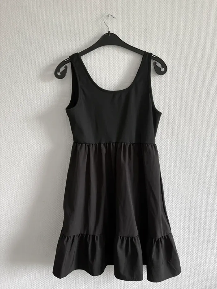 Robe débardeur noire - photo numéro 4