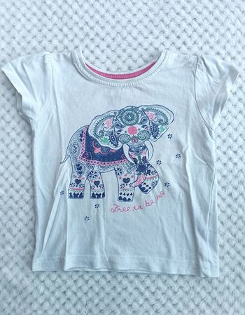 🔸 T-shirt Blanc Éléphant – Primark 12 Mois 🔸