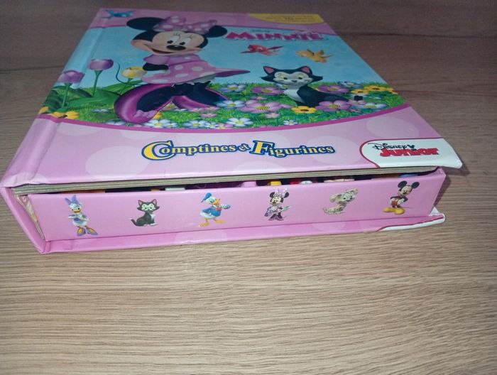 Livre Disney Minnie comptines et figurines - photo numéro 5