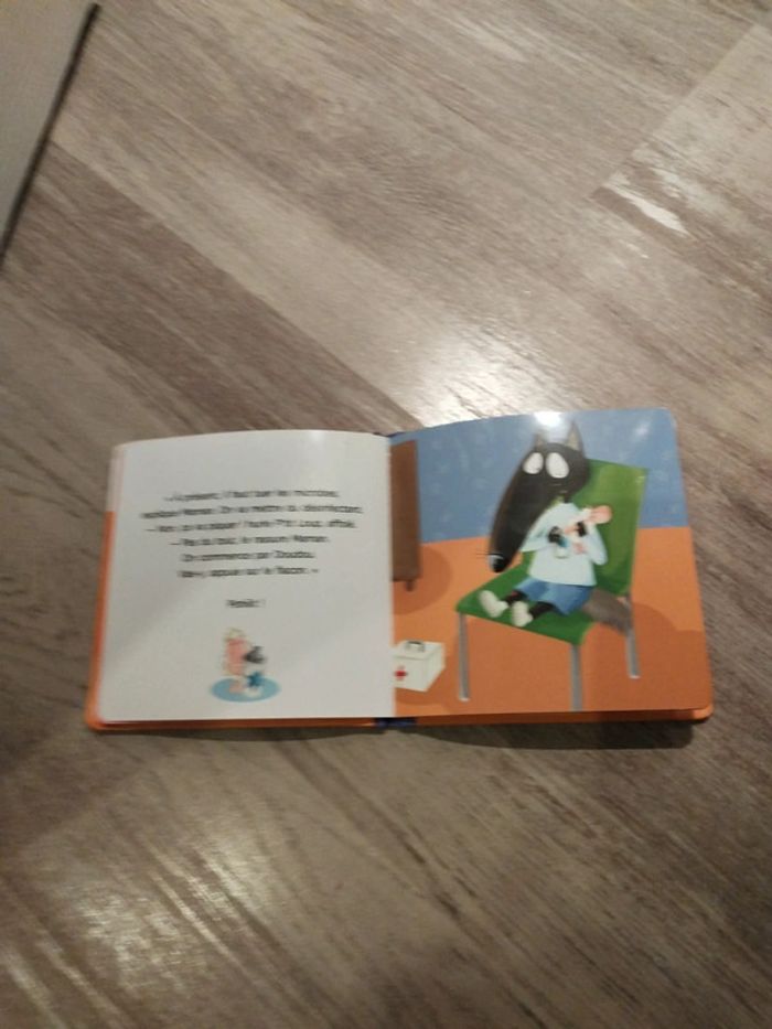 Livre p'tit loup a un bobo - photo numéro 4