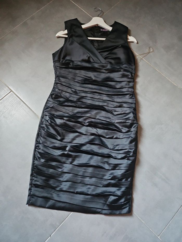 Robe satine