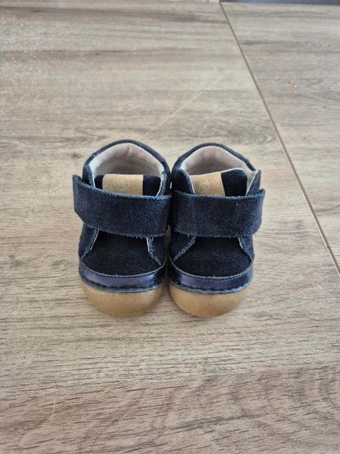 Basket bleu taille 18 - photo numéro 2