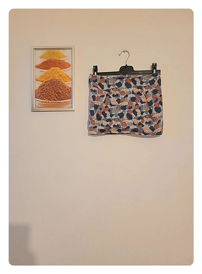 Magnifique petite jupe droite a motifs colorés "JBC" taille 8 ans