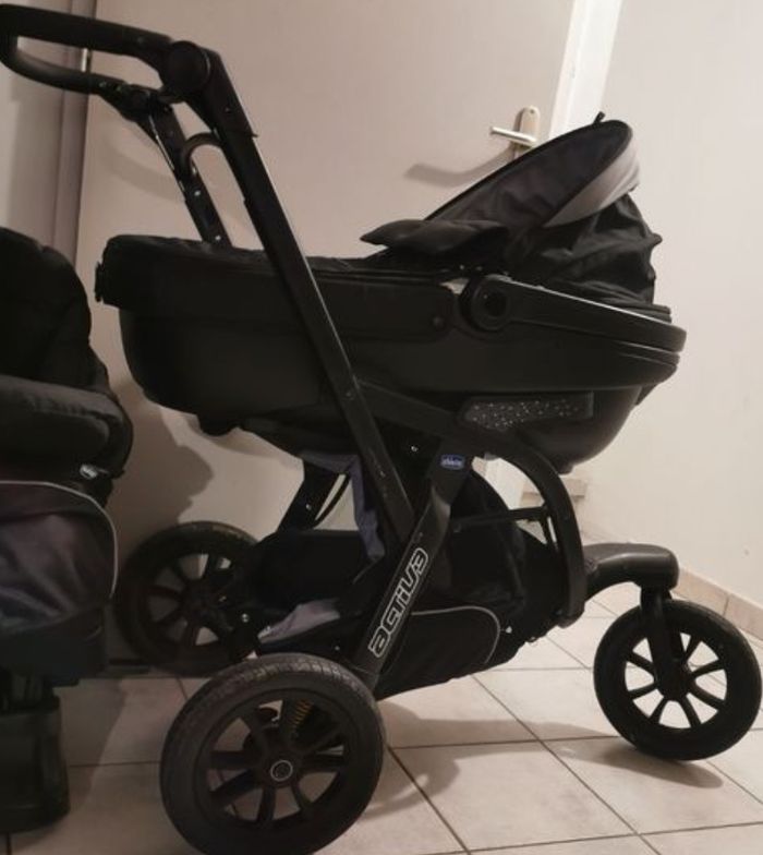 Poussette Chicco activ3 - photo numéro 2