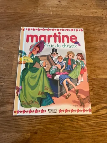 Livre Martine fait du théâtre