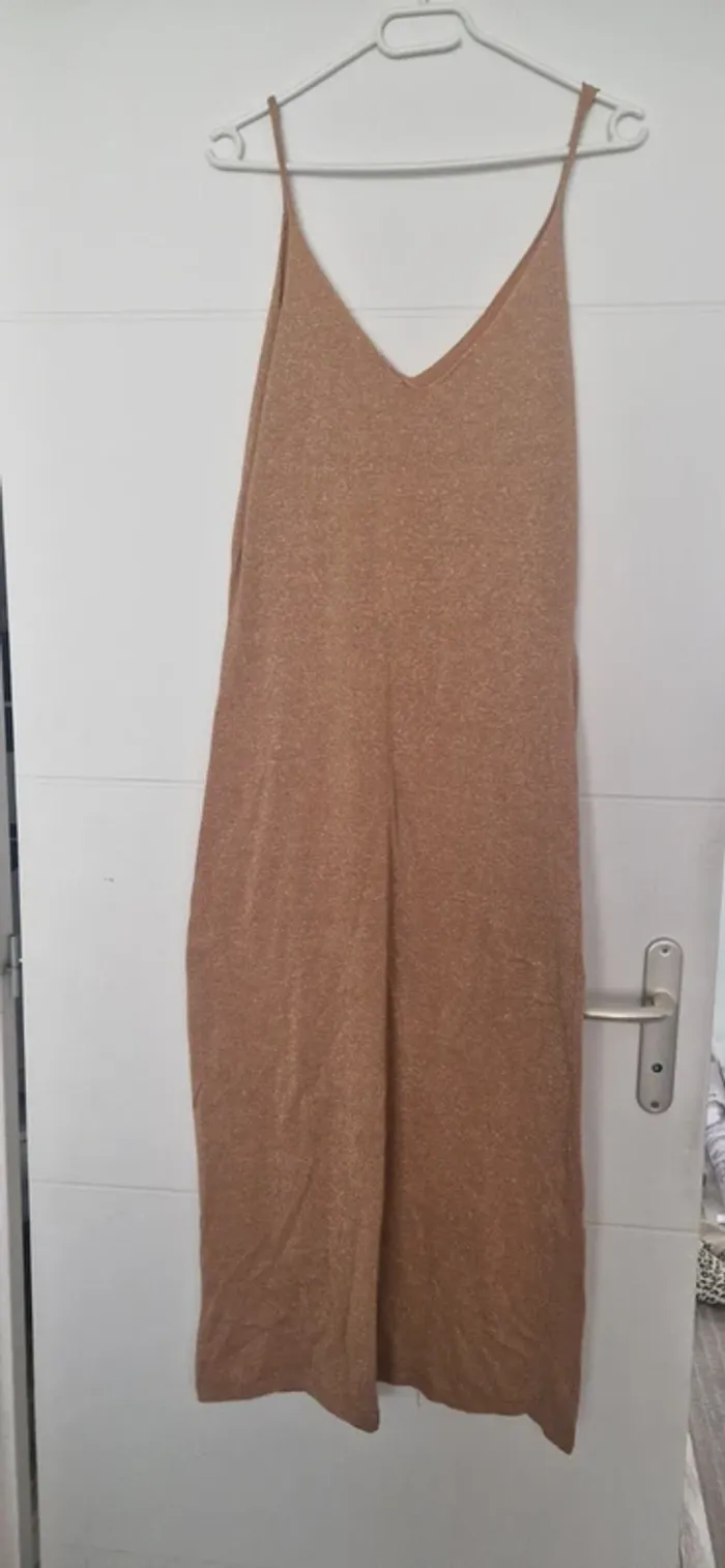 Robe pailletée - photo numéro 2