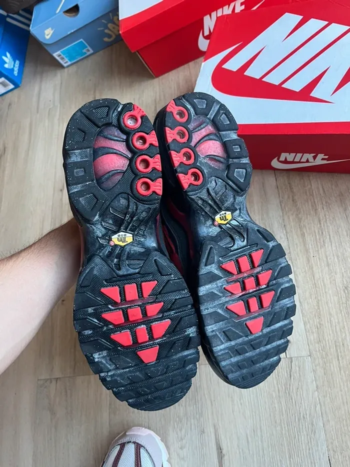 Nike Air Max Plus Bred Reflective Taille 43 - photo numéro 5