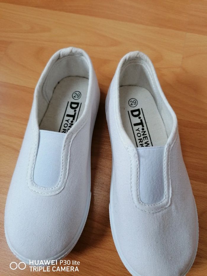 Sandales de gymnastique 29 - photo numéro 2