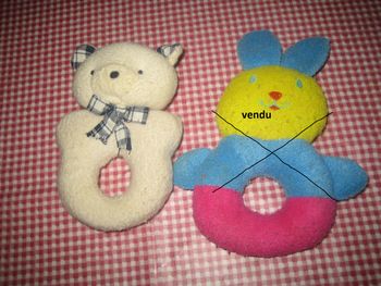 hochet forme ours en tissus