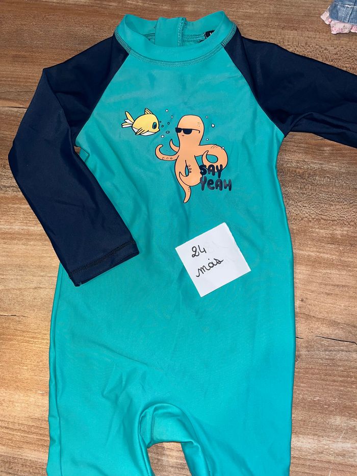 Maillot de bain 24 mois