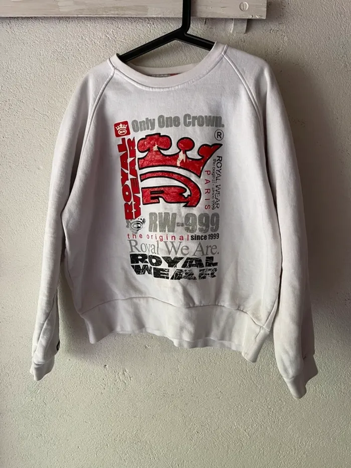 Sweat-shirt royal wear