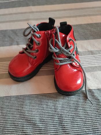 Chaussures taille 20