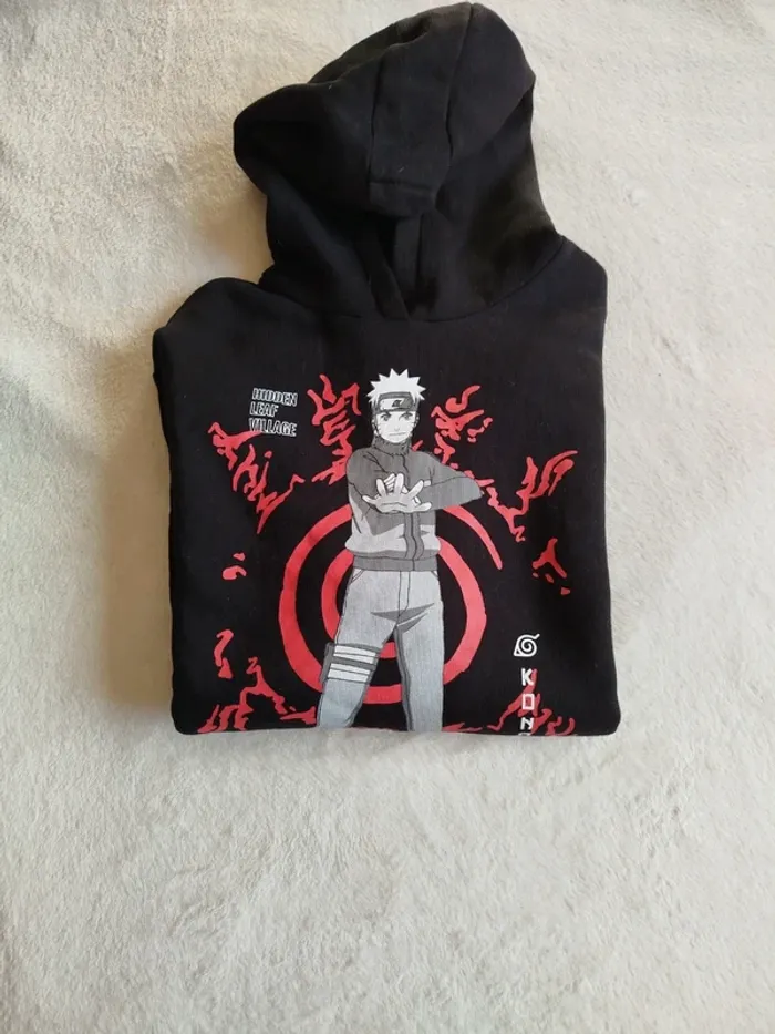 Pull à capuche Naruto Kiabi taille M