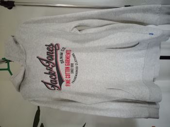 Lot 3 sweats à capuche