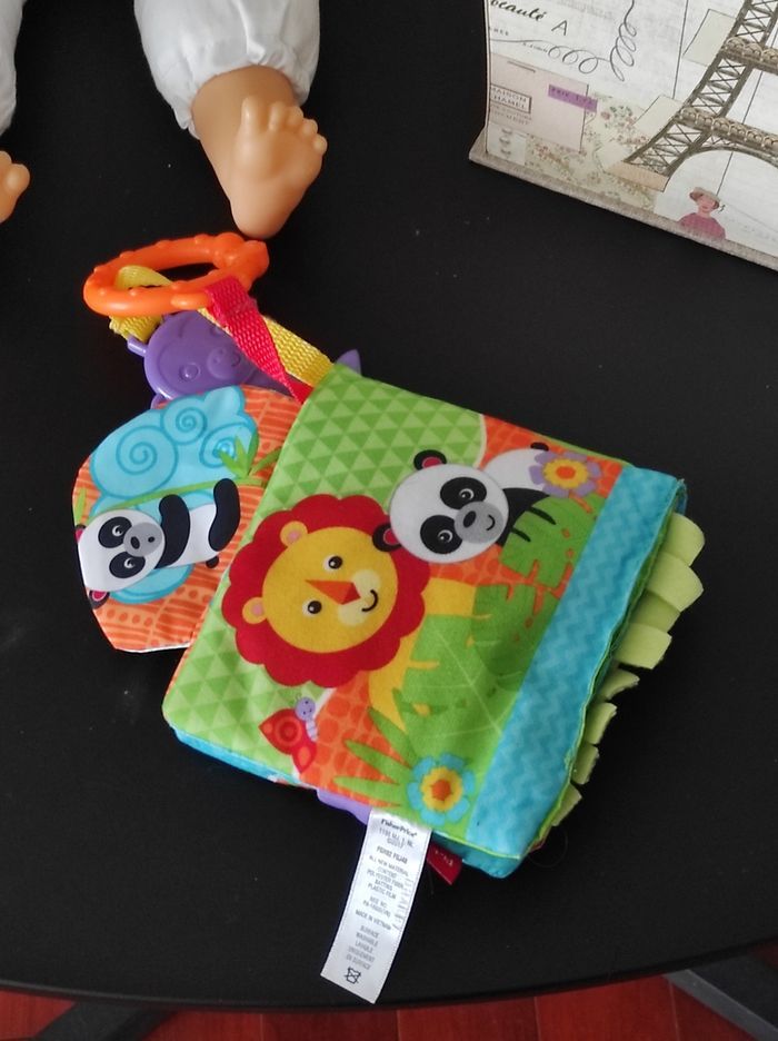 Livre d'activité  en tissu pour bébé mixte - photo numéro 2