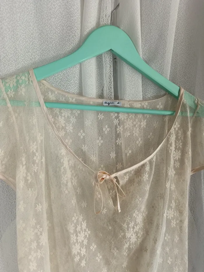 Agnès b "Haut en dentelle" taille 1