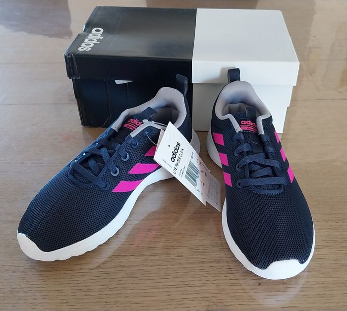 Baskets fille pointure 33 neuves