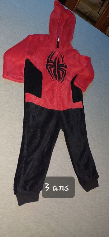 Pyjama spiderman 