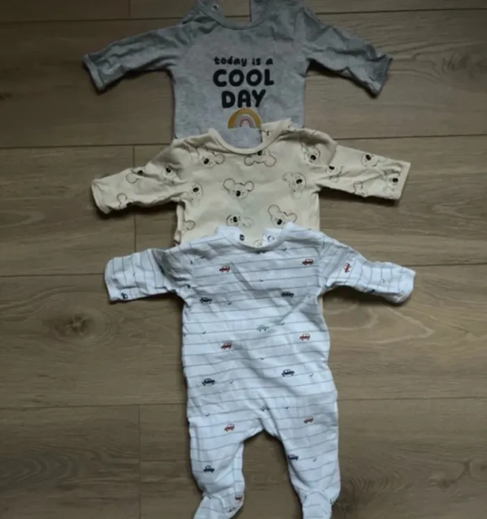 Lot pyjama Kiabi 1 mois