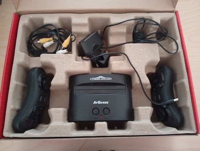 Console Sega Megadrive - photo numéro 4