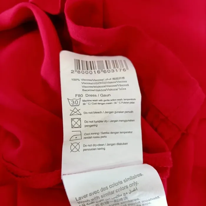 Robe rouge Camaïeu fluide taille 40 col rond dos noué A001 - photo numéro 11