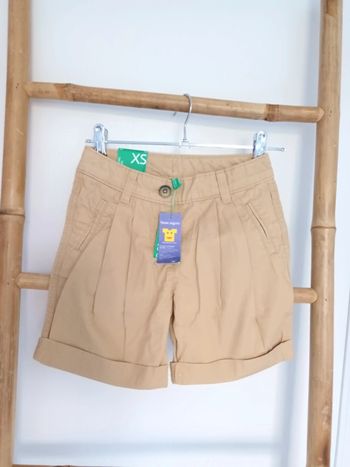 Short chino beige United Colors of Benetton 4 - 5 ans 110 cm neuf avec étiquette 🏷