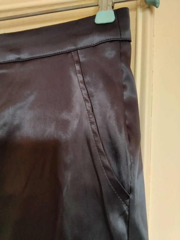 Pantalon short noir satin taille S/36 Shein - photo numéro 4