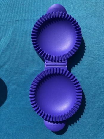 Moule à chausson Tupperware