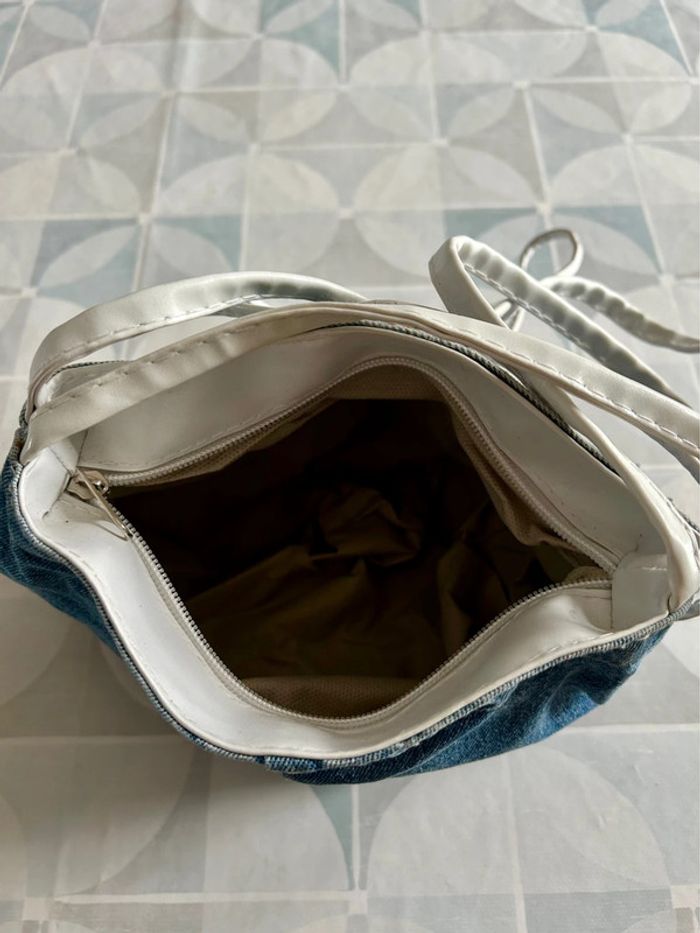 Sac fille en très bon état - photo numéro 3